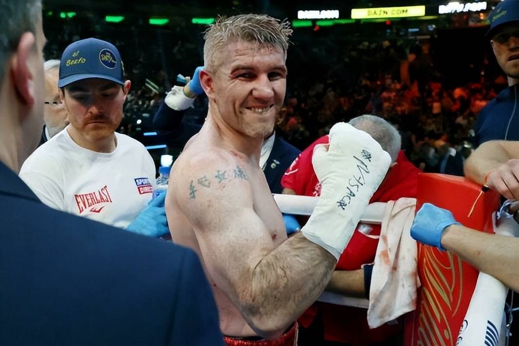 利亚姆史密斯签约新赛事推广公司将踏上再次挑战世界拳王道路