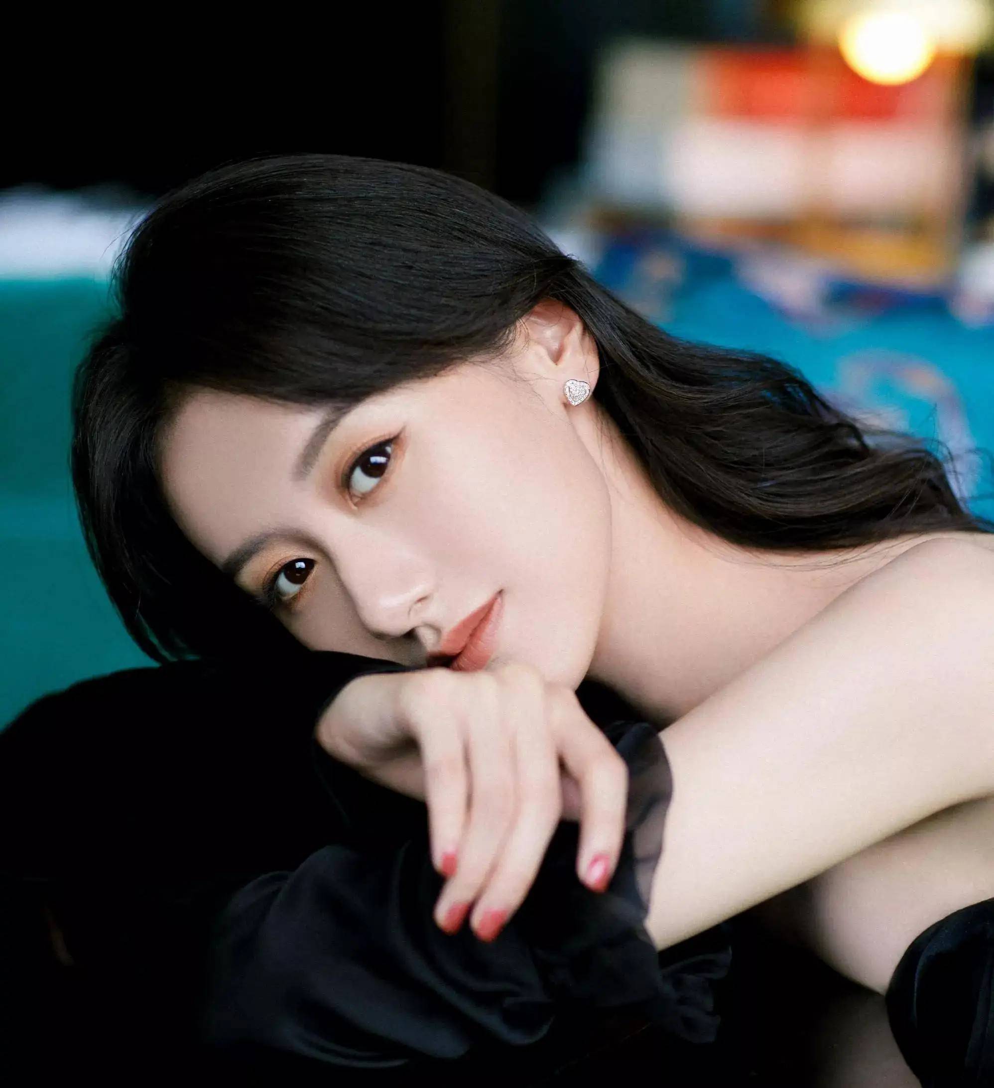 演员袁冰妍公司偷漏税被罚97万10年努力毁于一旦她活该吗