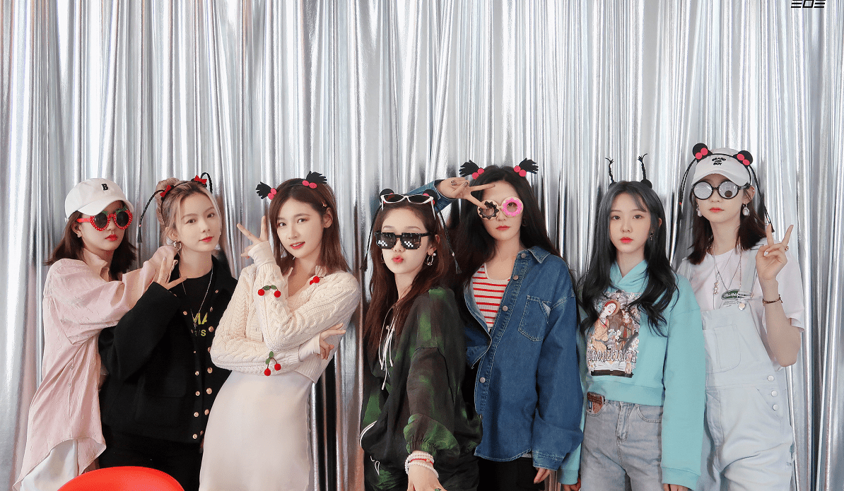 内娱最后一个选秀女团硬糖少女303解散曾经选秀出来的爱豆们都去哪里