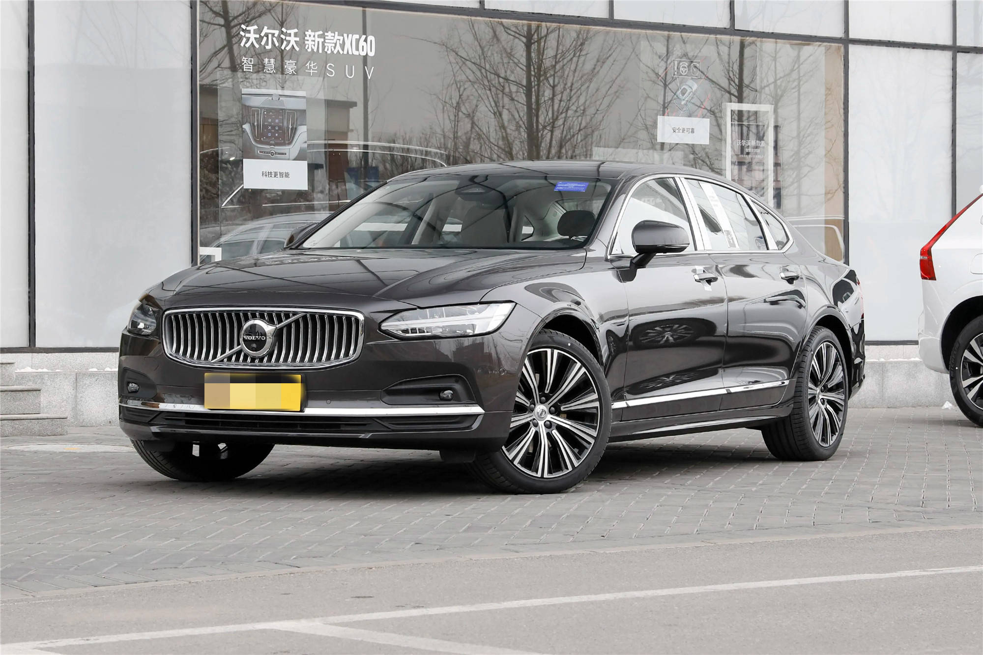 体验沃尔沃s90顶配20t48v轻混售价5059万值得入手吗