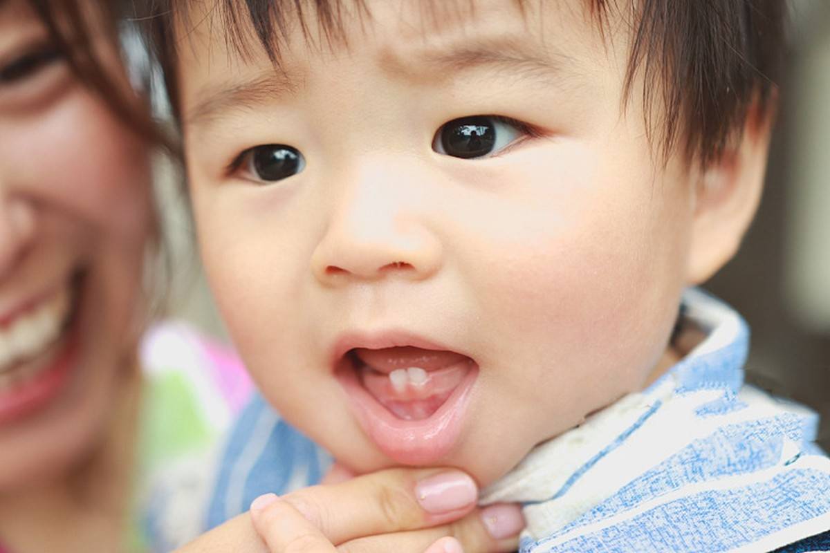 宝宝啥时候开始刷牙？不是你以为的2岁后,正确的护牙方式你要懂