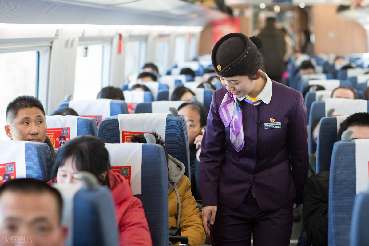 这才是高铁乘务真实写照看完再决定来不来