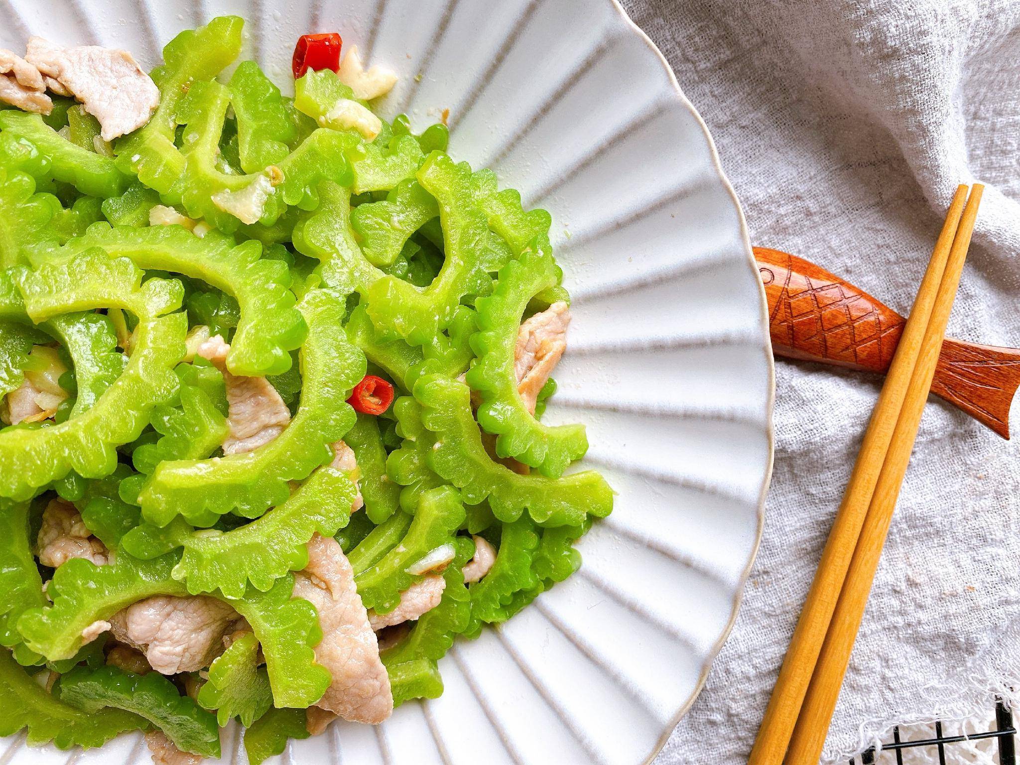 试试吃这5种苦味食物清热解暑又降火