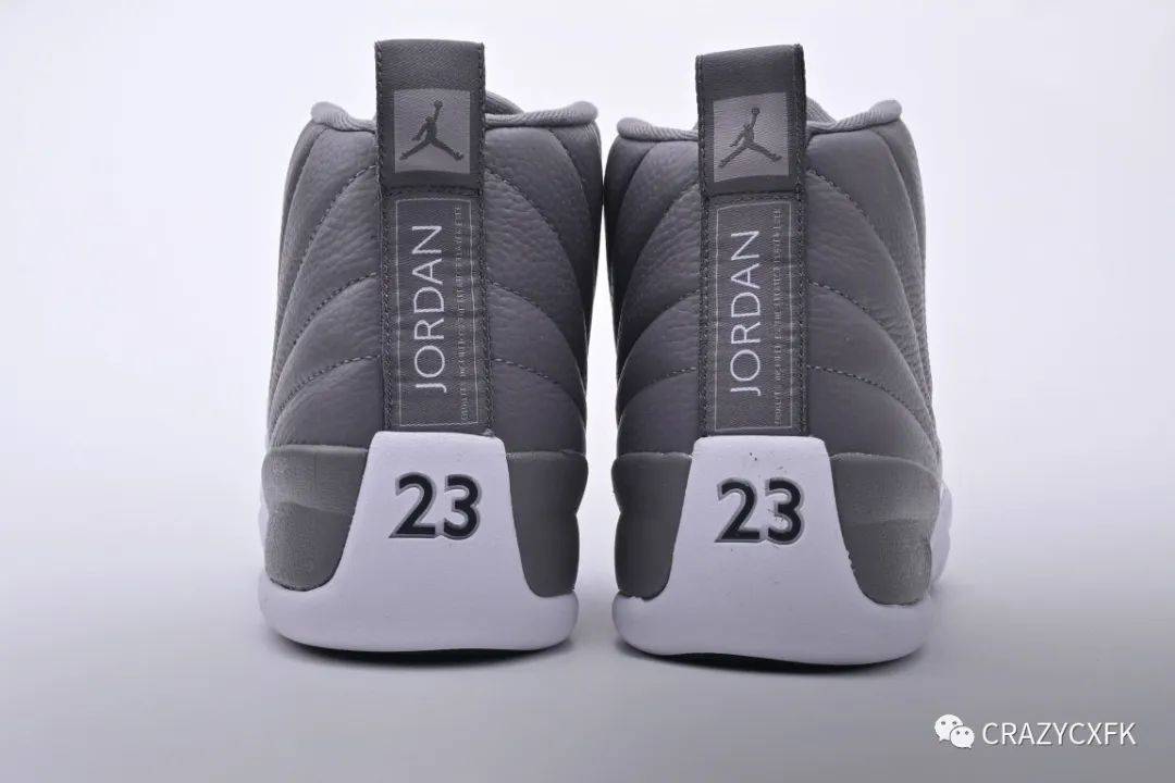 乔丹air jordan aj12 cool grey 酷灰白高帮篮球鞋_银色_部分_气垫