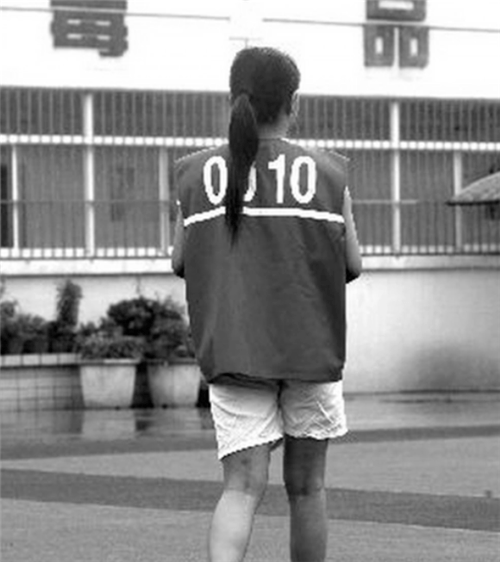 成都"第一美女毒枭"叶乔落网记_毒品_赵某_因为