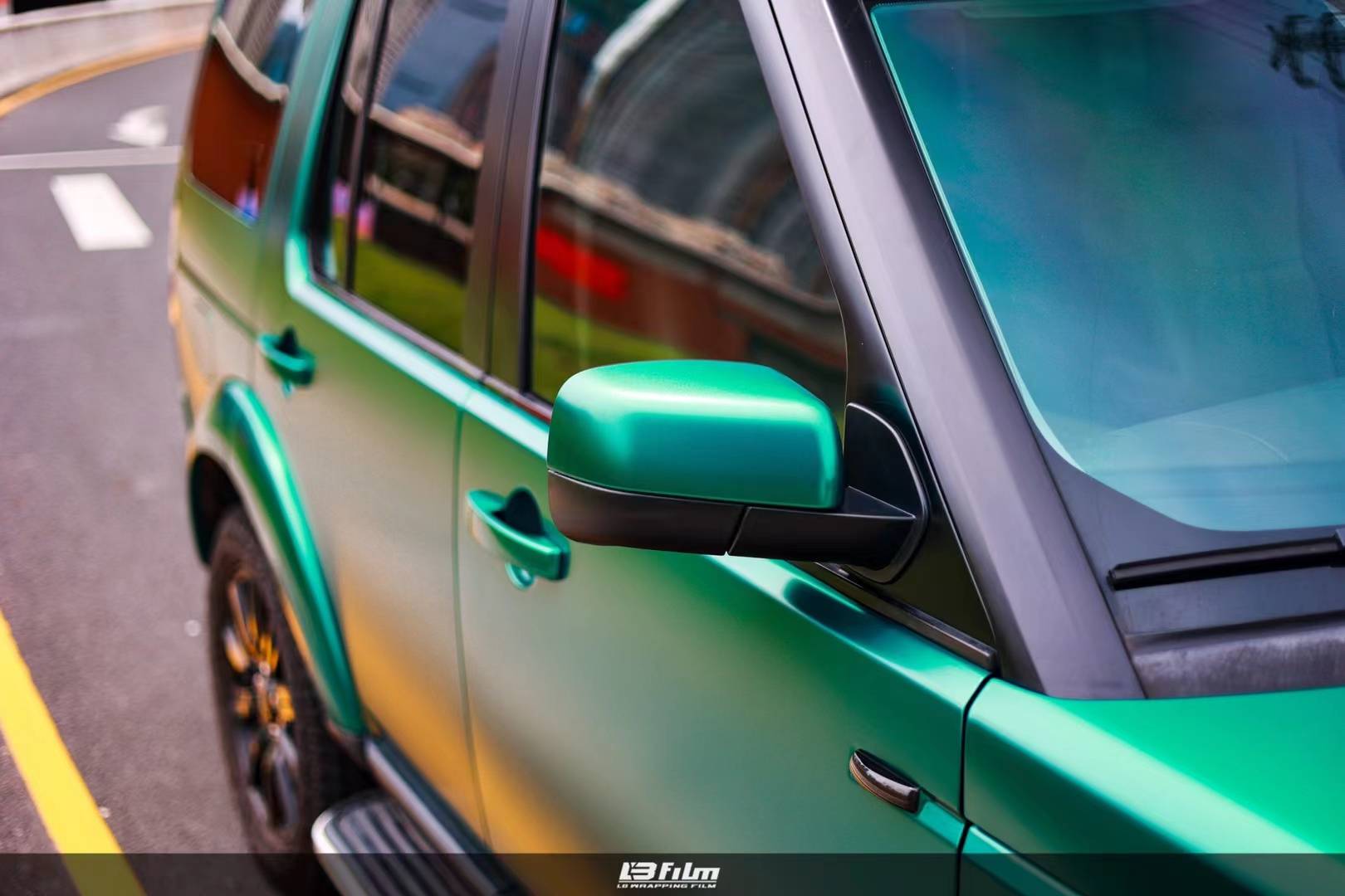 【lbfilm改色膜】路虎发现4-电光祖母绿,养眼又耐看