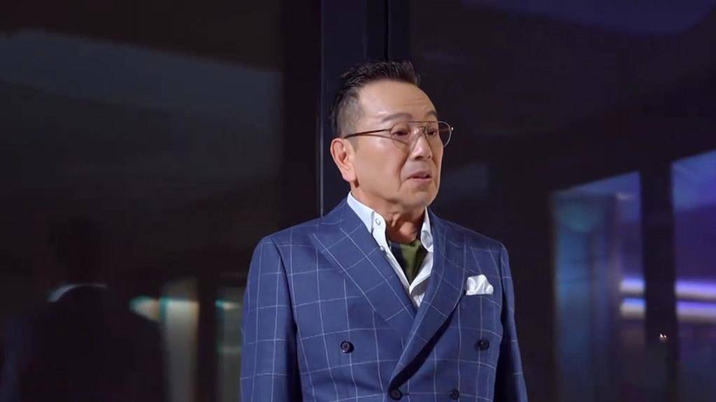 只能演富豪的张晨光,名下资产尽归妻子,生活里却以抠门出名?