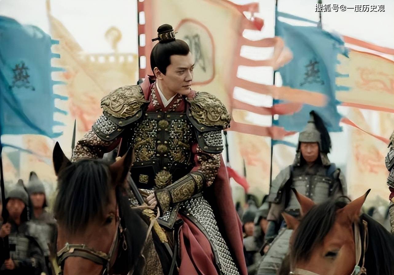 常遇春胜仗归来,百姓出城迎接,他挥着手笑着对侍卫说:屠城_城中_明军