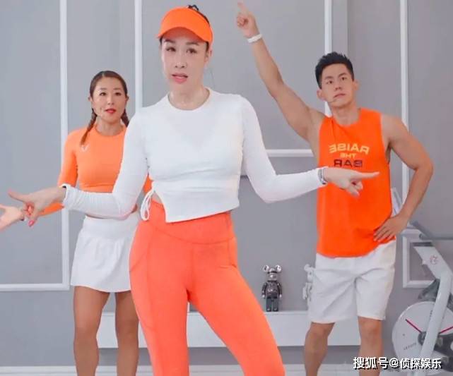 钟丽缇晒照为老公庆生,两女儿身高超妈妈