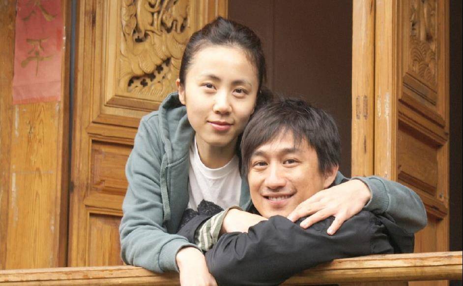 一见钟情,相爱25年如初恋,女方从不下厨:黄磊孙莉爱情多甜?