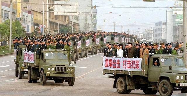 唐山菜刀队,东北二王,内蒙古六一六大案,促使83年不得不严打_赵海泉