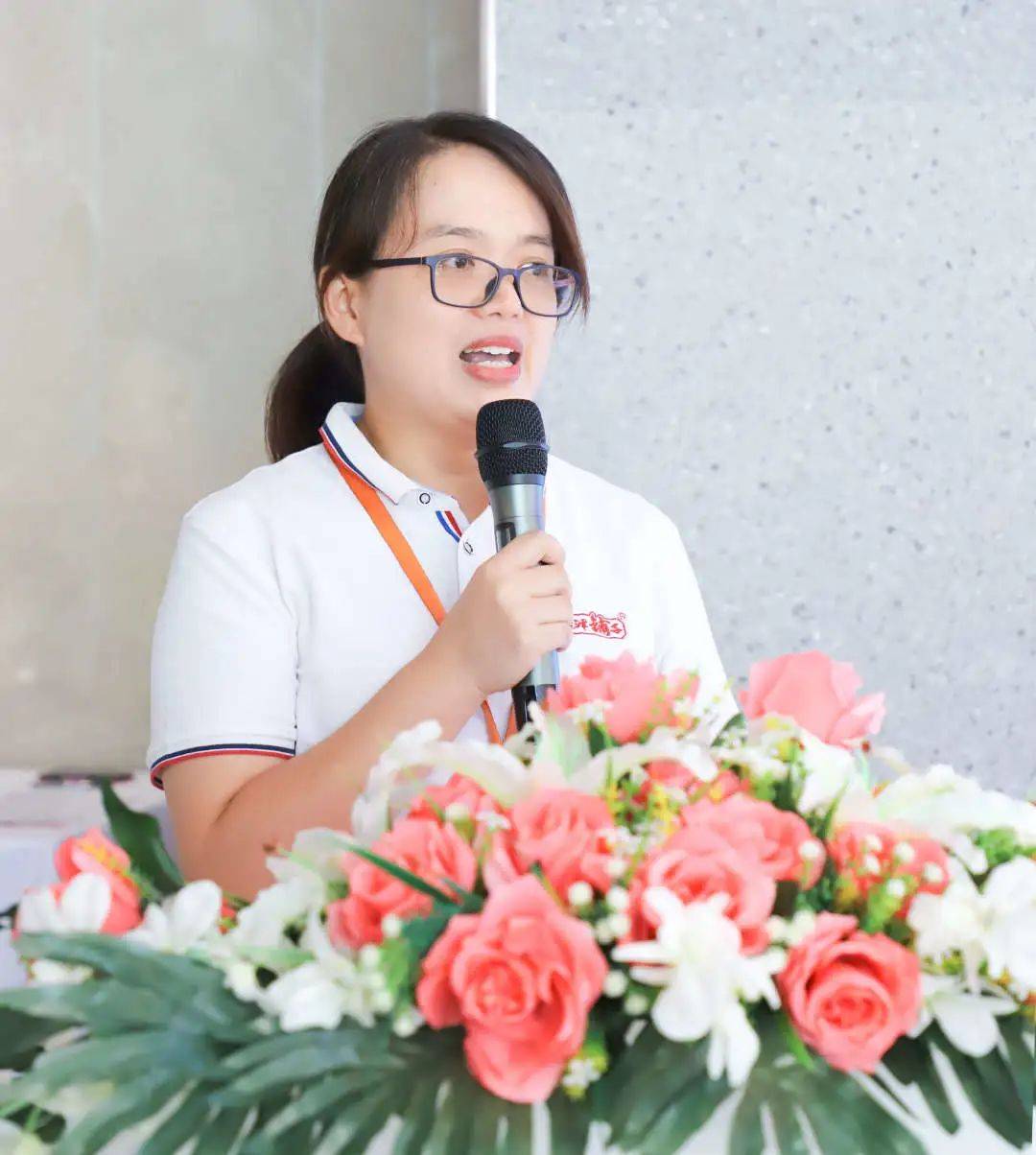 盐津铺子2021经营年度评优表彰大会圆满举行_张学武_公司_董事长