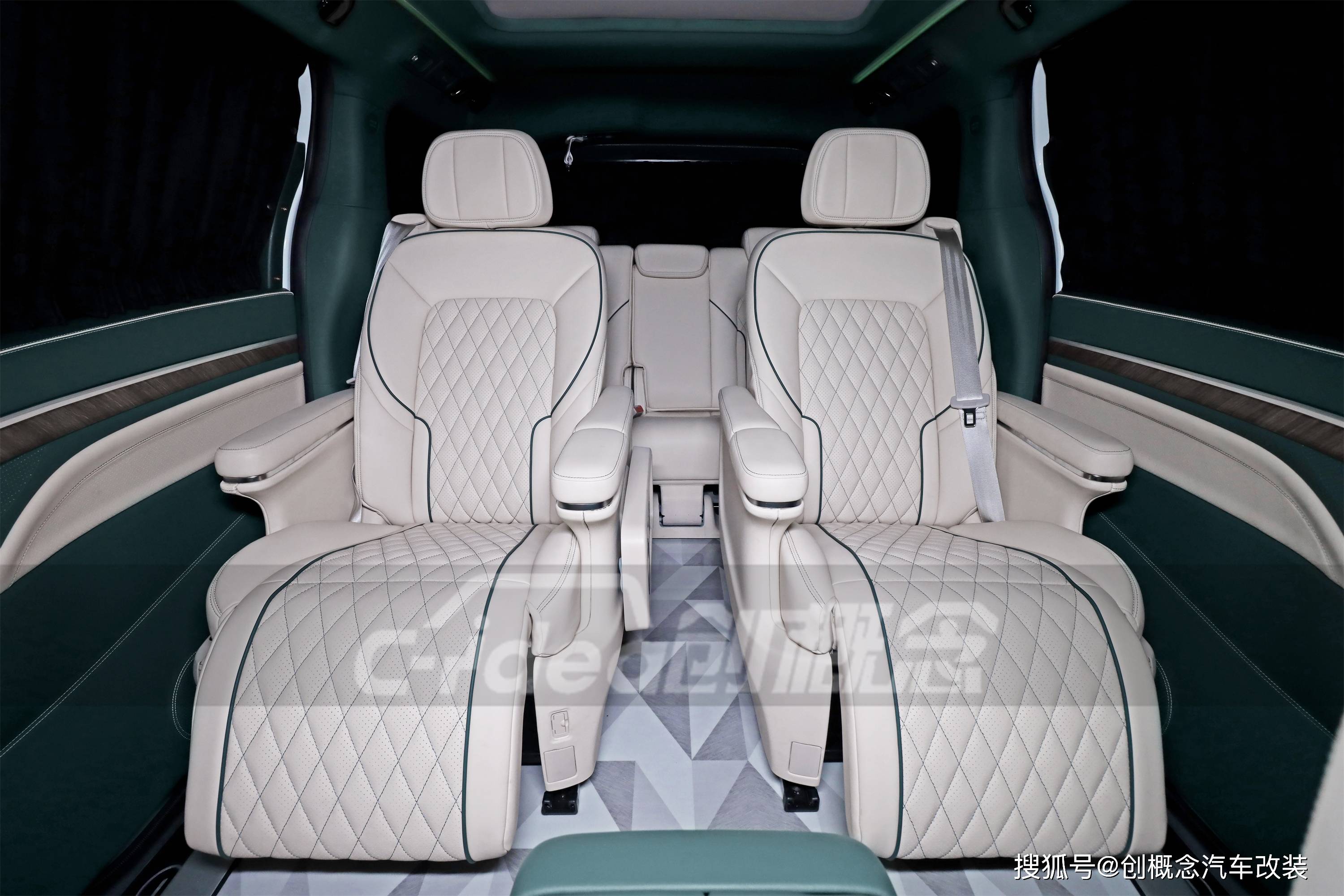 改装后的广汽传祺m8有哪些亮点传祺m8改装效果让人看了赏心悦目