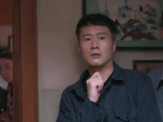 由演员岳旸扮演,在剧中与魏总狼狈为奸,自己心中打着小算盘,不是一号