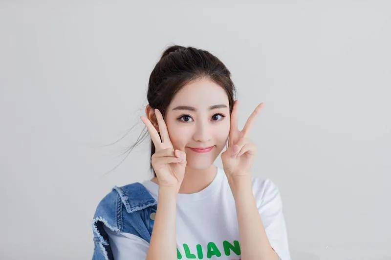 刘芮麟高伟光张彬彬迪丽热巴张云龙黄梦莹王骁杨幂嘉行传媒是由曾嘉