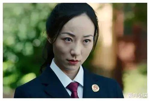 孙怡演的检察官值得期待,同样演过检察官的女演员,演技最出色的是她