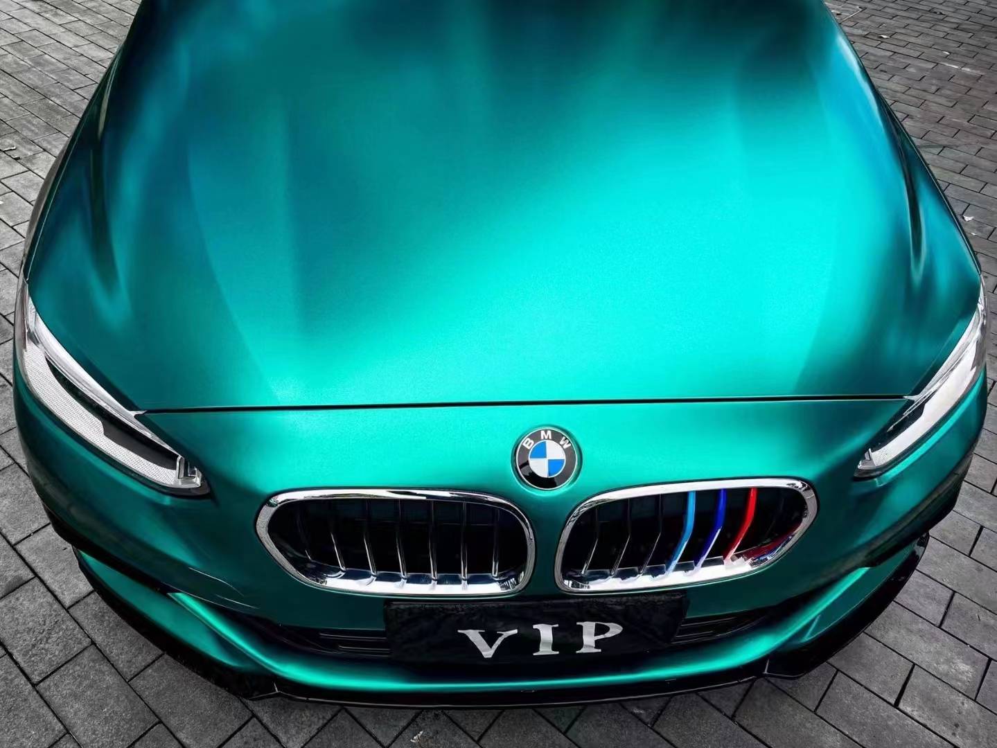 舒耐特改色膜电光祖母绿祖母绿的颜色十分诱人