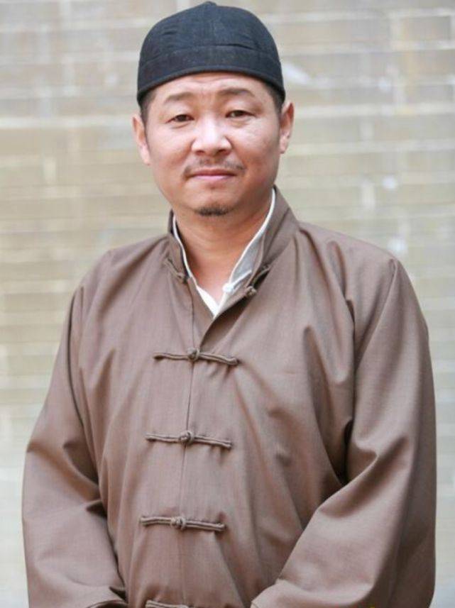 他曾专职演太监,戏内是小人物,戏外却不甘平凡_赵亮_胡敬_养殖