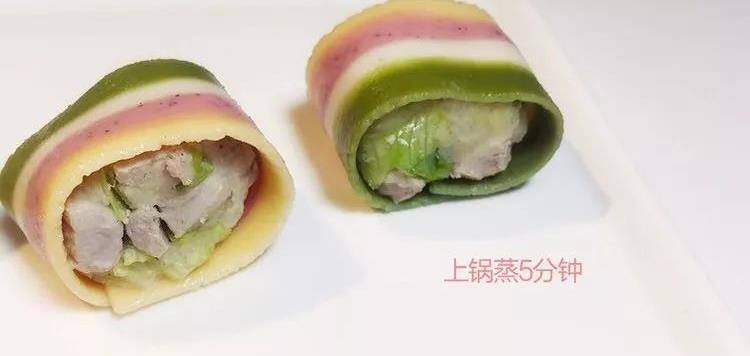 适合12个月以上宝宝集颜值营养味道于一身的彩虹鱼卷