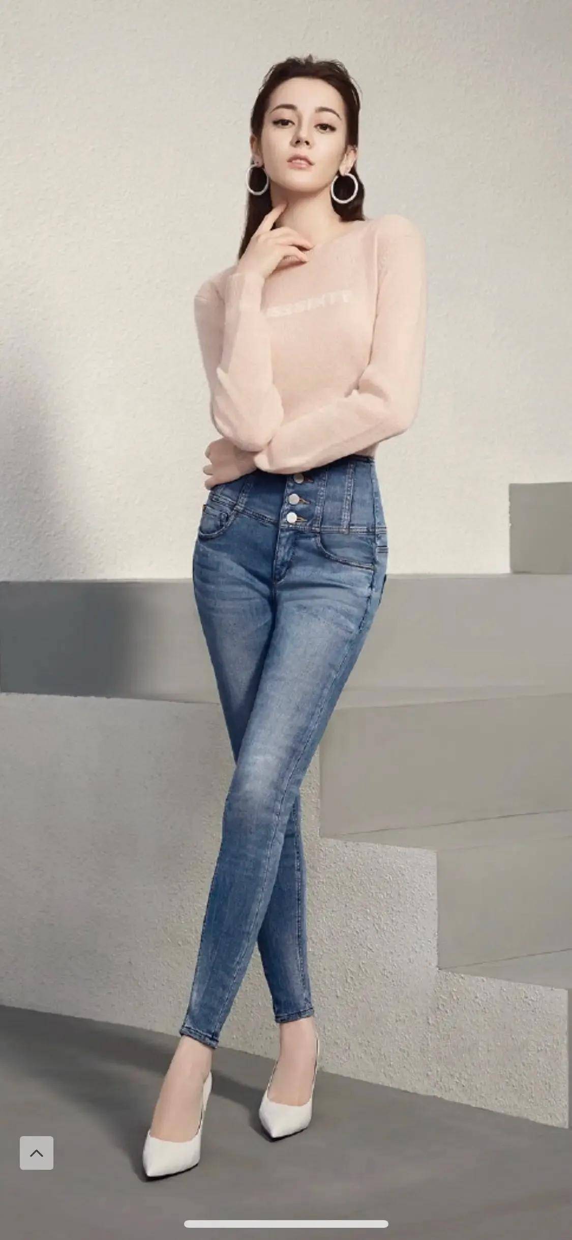 迪丽热巴时尚穿搭,你觉得好看吗?_金鹰_电视剧_中国