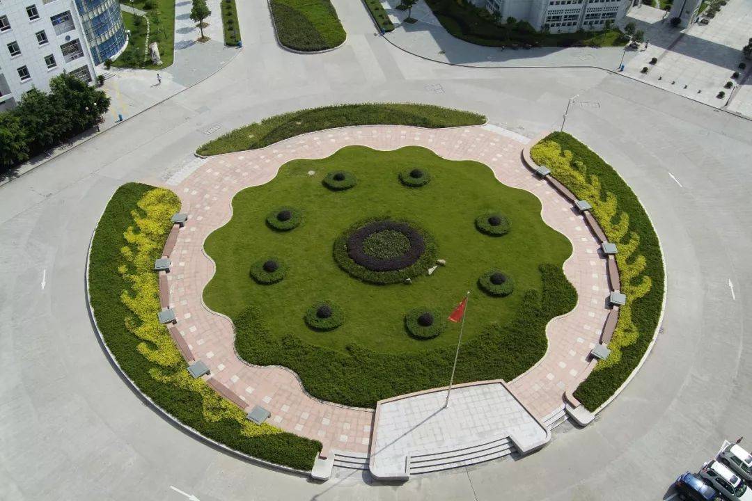 南方科技大学景观南方科技大学第一教学楼平台景观提升设计效果图南方