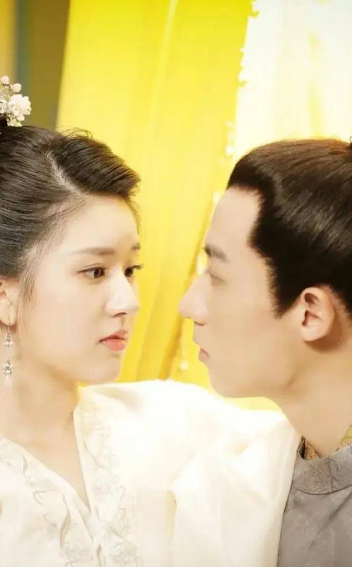 体质的少女意外来到一个以星座能力为评判标准的神秘国度——黄道国