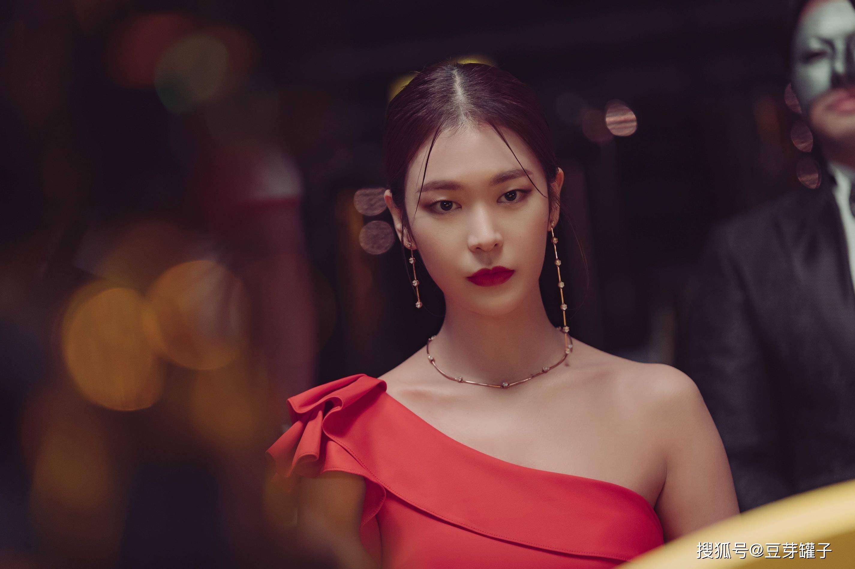 《黑色的新娘》,残酷婚姻观金句,句句扎心,充满讽刺,引人深思_徐慧升