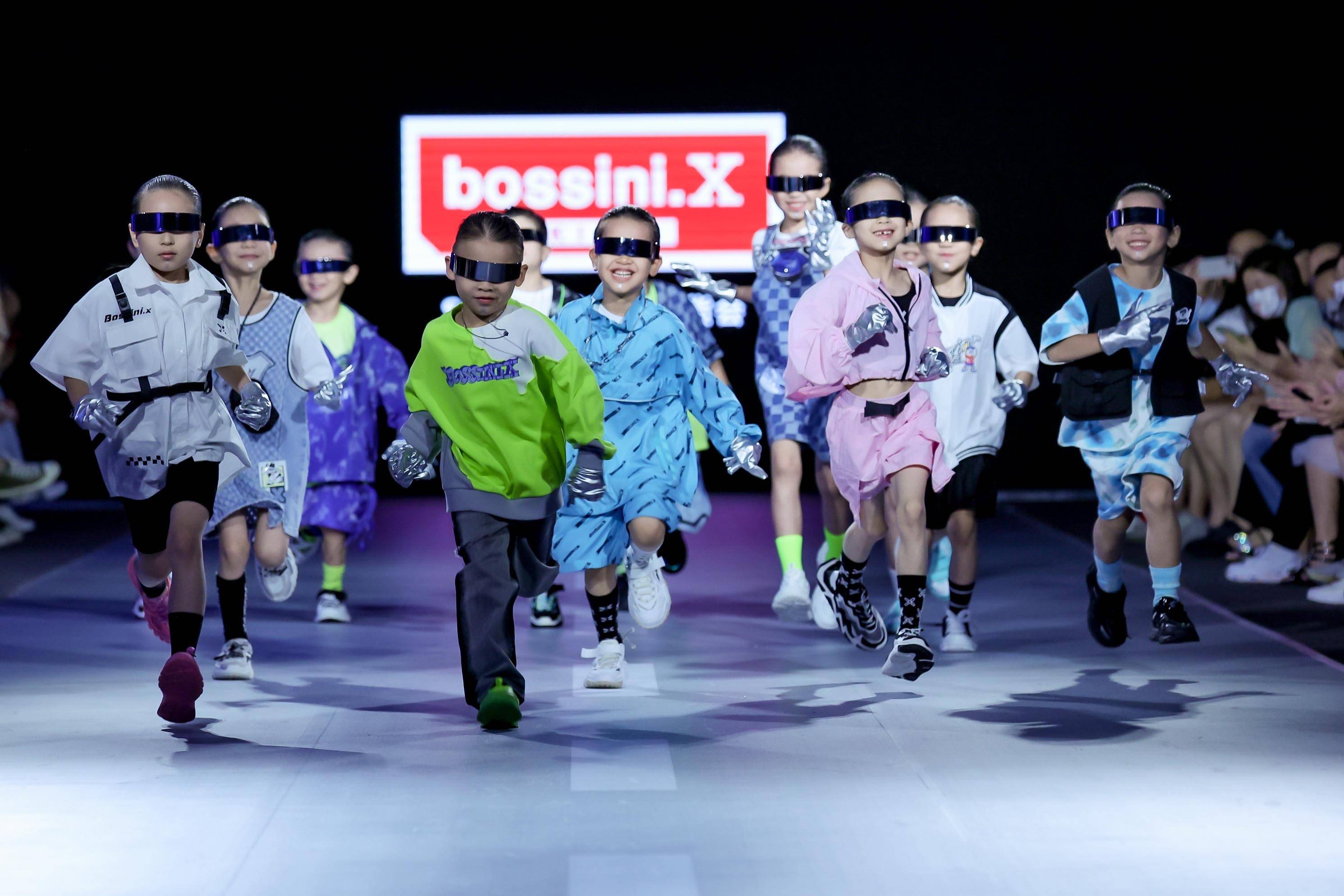 bossinixkids品牌2023ss订货会打造虚拟世界x玩家顽出天性