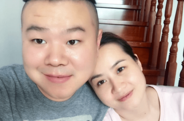 原创岳云鹏老婆晒度假照两个女儿没一个遗传妈妈浓眉大眼都像爸爸