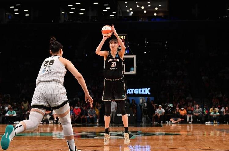WNBA中國德比二番戰 韓旭12分6板2助李月汝上場4分鐘