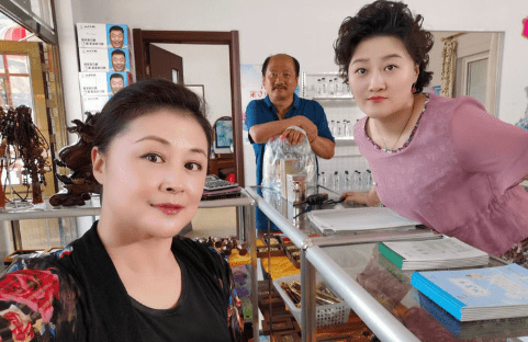 原创谢大脚饰演者曝光导演都难辨真假直言退出的王长贵也笑脸相迎