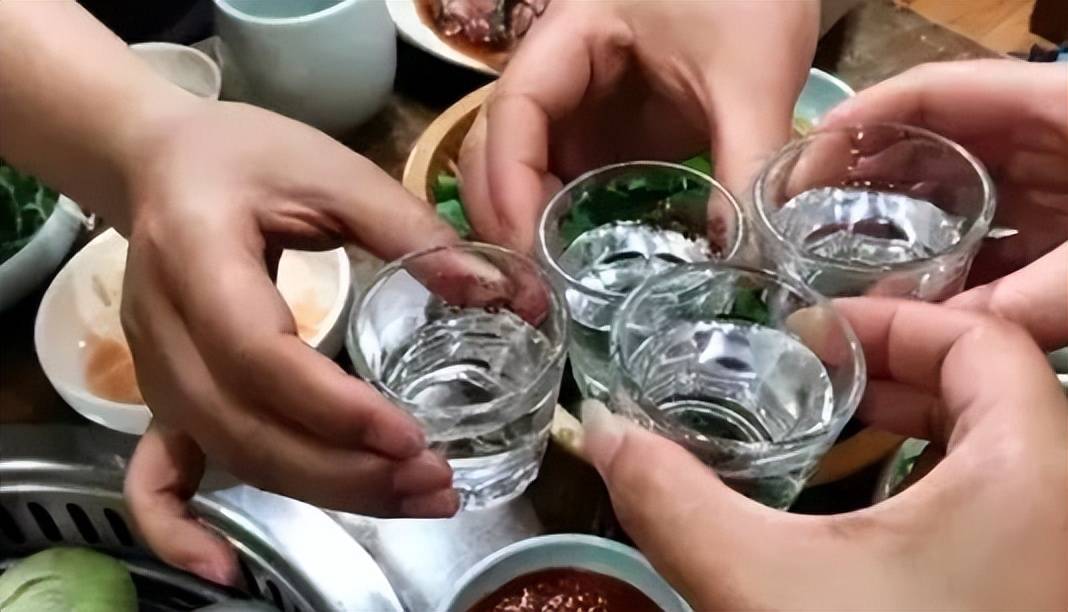 这2大被捧上天的白酒,别再喝了