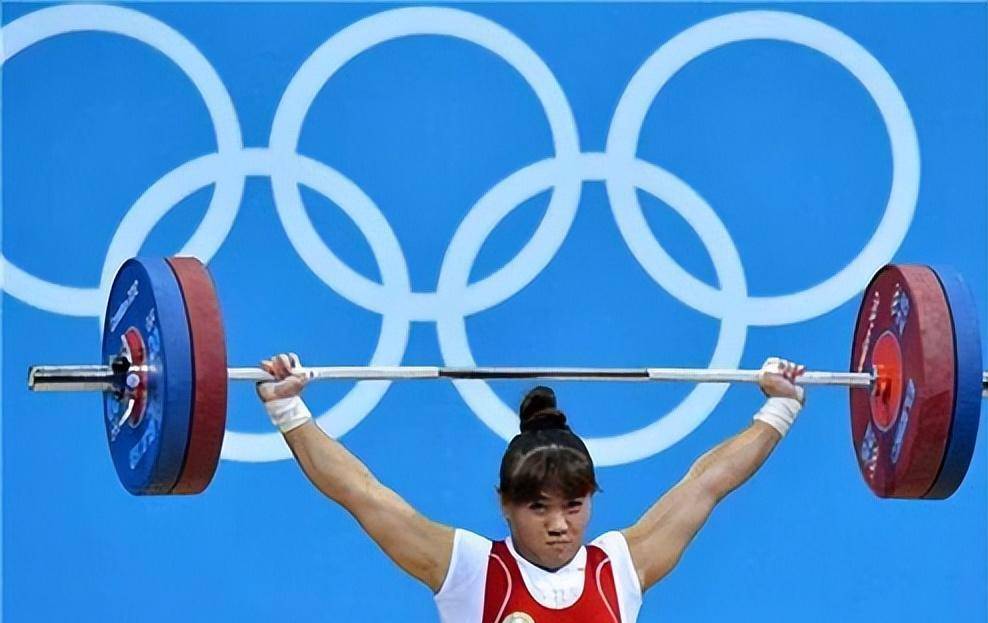 夺冠拒认是中国人,更名改籍为异国争光,结局大快人心_姚莉_举重_外国