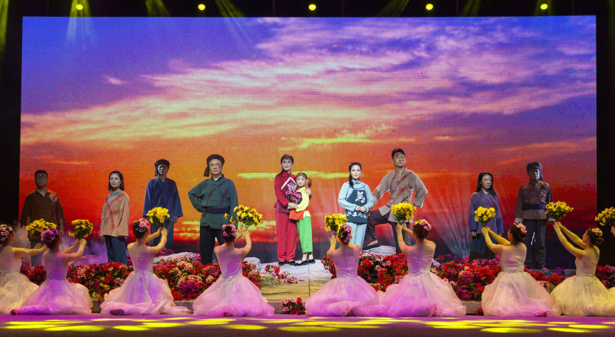 民族歌剧《党的女儿》巡演首站走进运城黄金水岸社区_演出_田玉梅