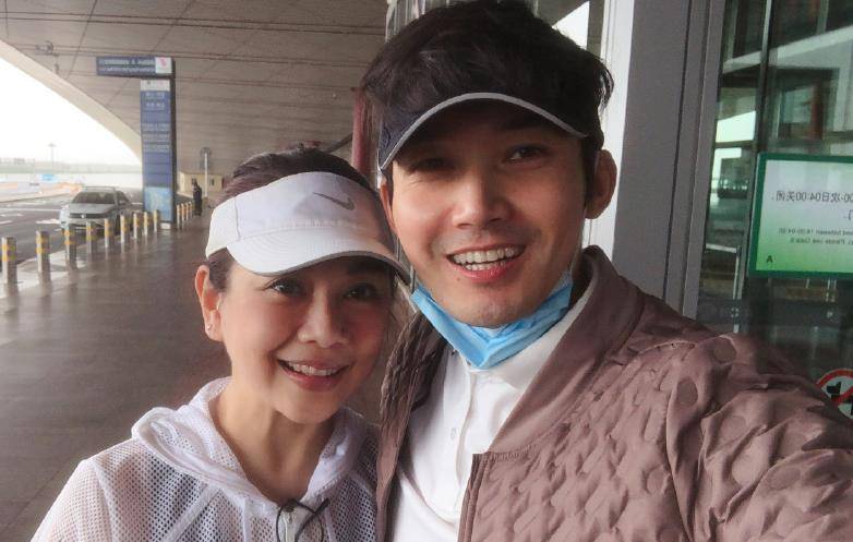 陈松伶年轻时好美!变胖有原因,和老公张铎爱情太感人_表演_人生_时候