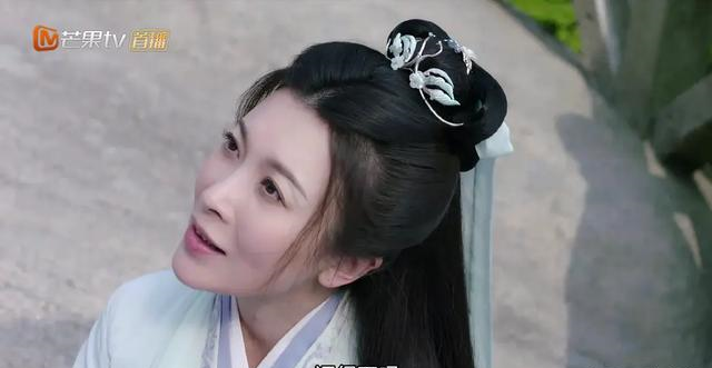 原创她曾因朱七七大火今年播了8部戏从任嘉伦袁冰妍演到邢菲妈妈