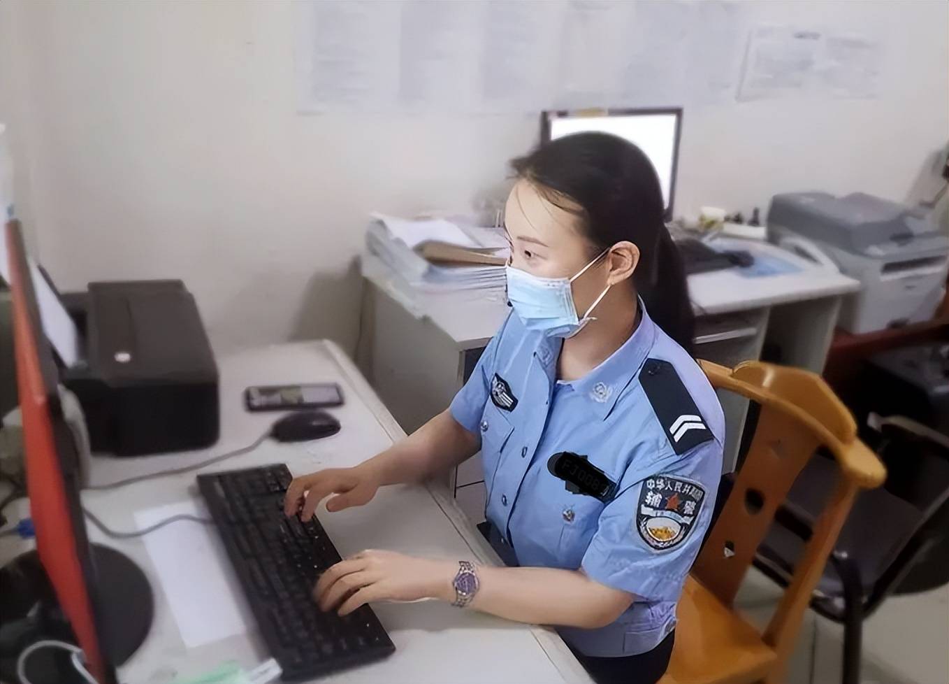 大连女辅警图片