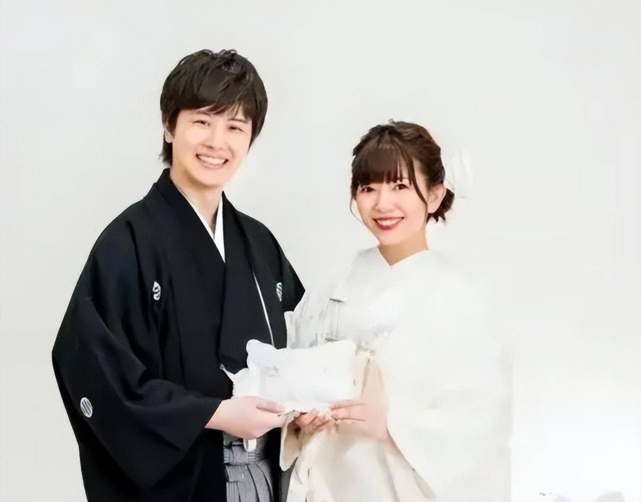 山口百惠儿媳才貌双全 结婚穿和服留齐刘海 没婆婆年轻时漂亮 牧野由依 造型 白色 山口百惠儿媳才貌双全 结婚穿和服留齐刘海 没婆婆年轻时漂亮 牧野由依 造型 白色