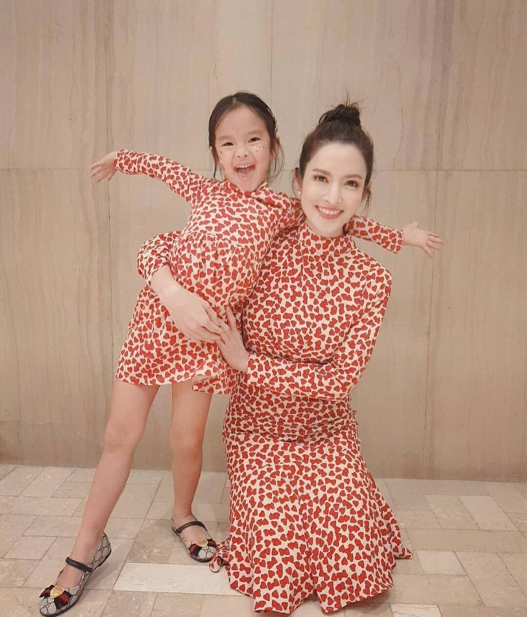 单亲妈妈惺惺相惜,泰星aff:开心pat有了男朋友,我的缘分应该很难_女儿