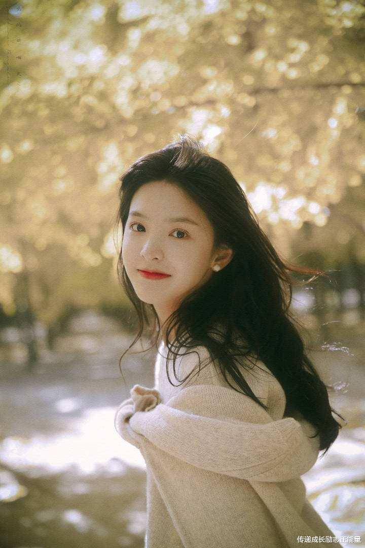 章若楠生日穿紫裙甜美似公主她不愧是氧气女神更是励志女神