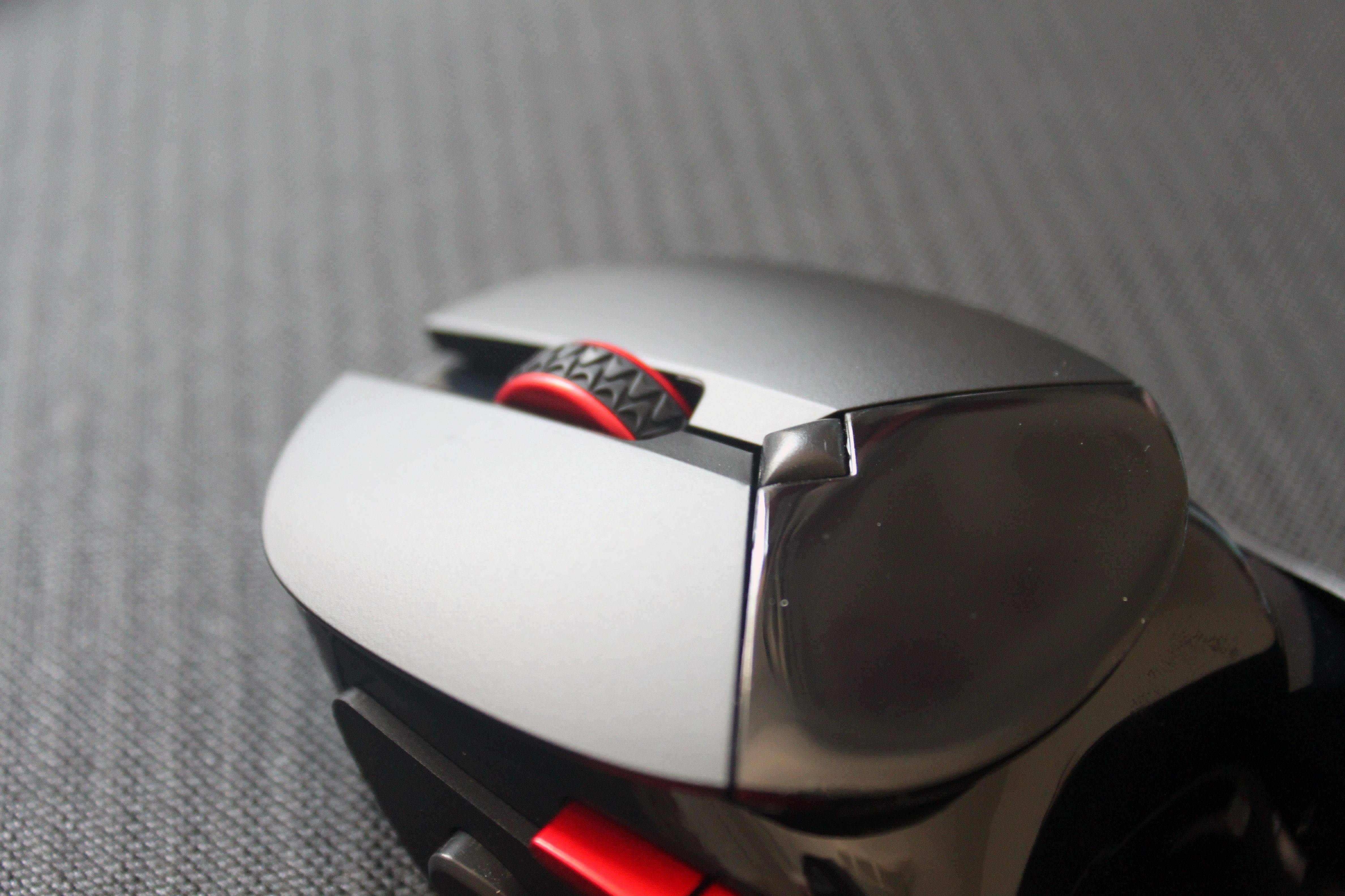 VT960S超跑游戏鼠标:首款搭载V+技术黑科技,值得拥有