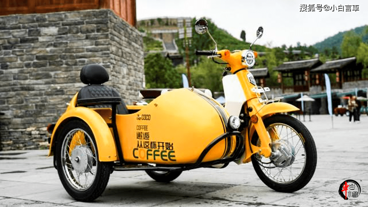 新车|吸睛利器嘉陵coco三轮版,双色复古味,售价15180元_搜狐汽车_搜狐