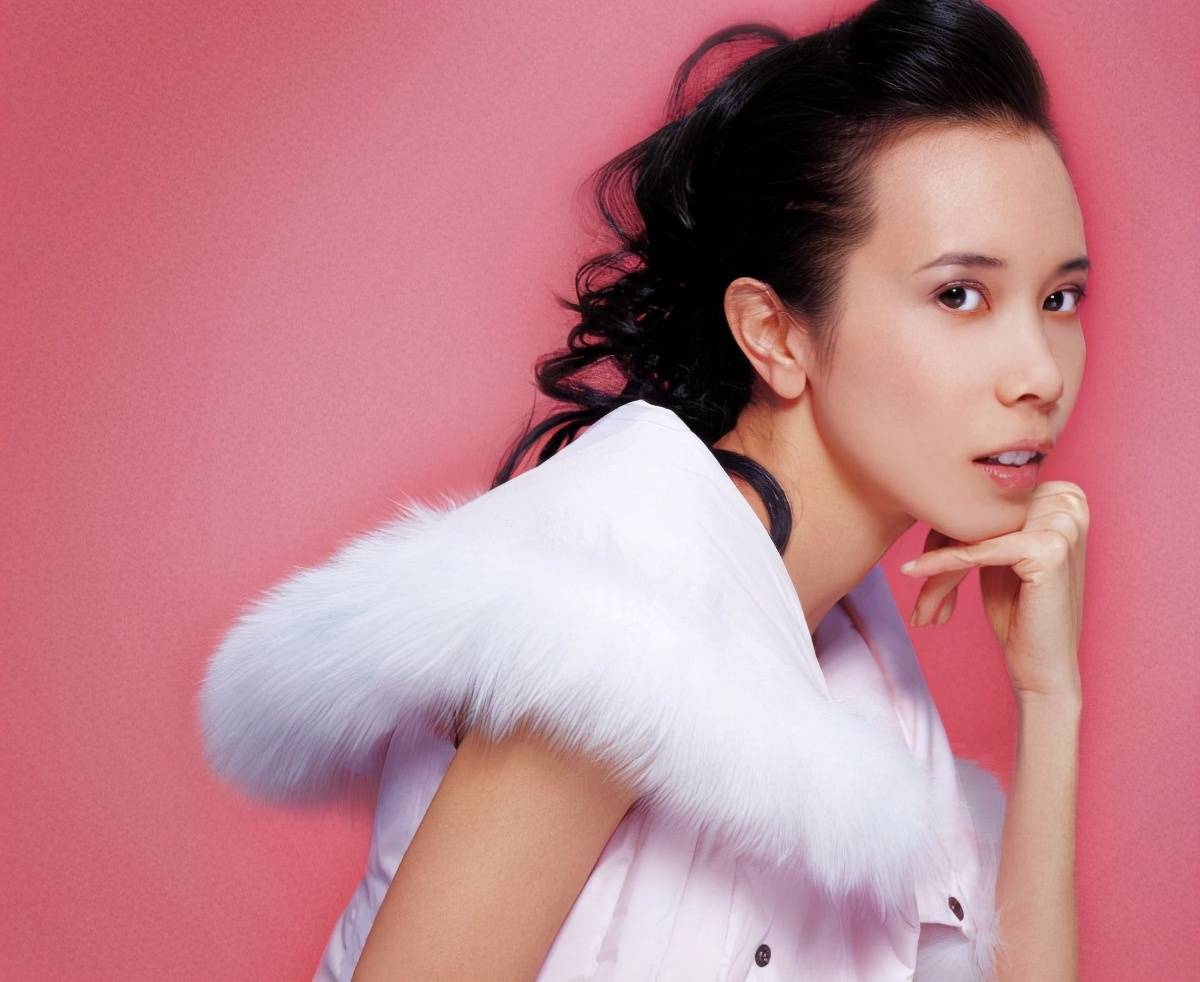 原创49岁的莫文蔚获得吉尼斯世界纪录为何那么多歌手只有她做到了