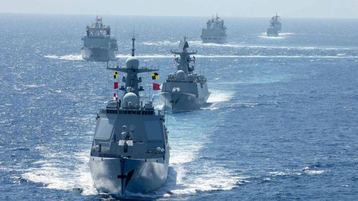 第25艘052d刷号中国海军10余年发展全能舰何时能现身