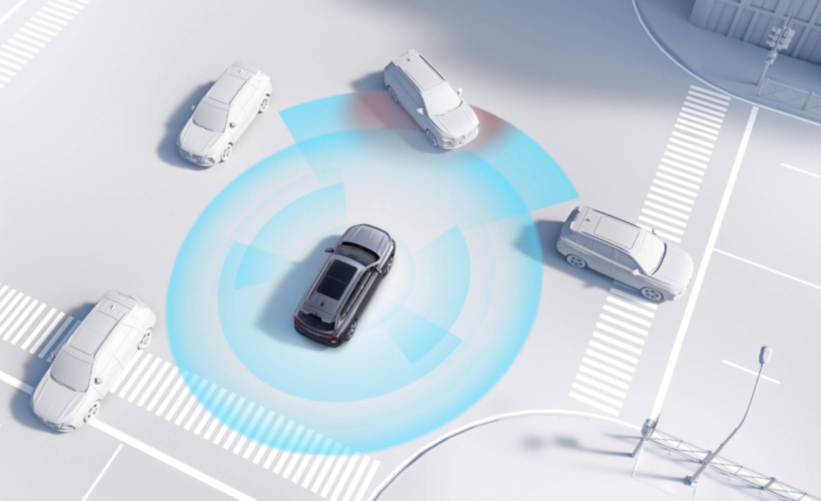 具备强大的智能驾驶硬件加持,拥有3个毫米波雷达,6个全高清摄像头和12