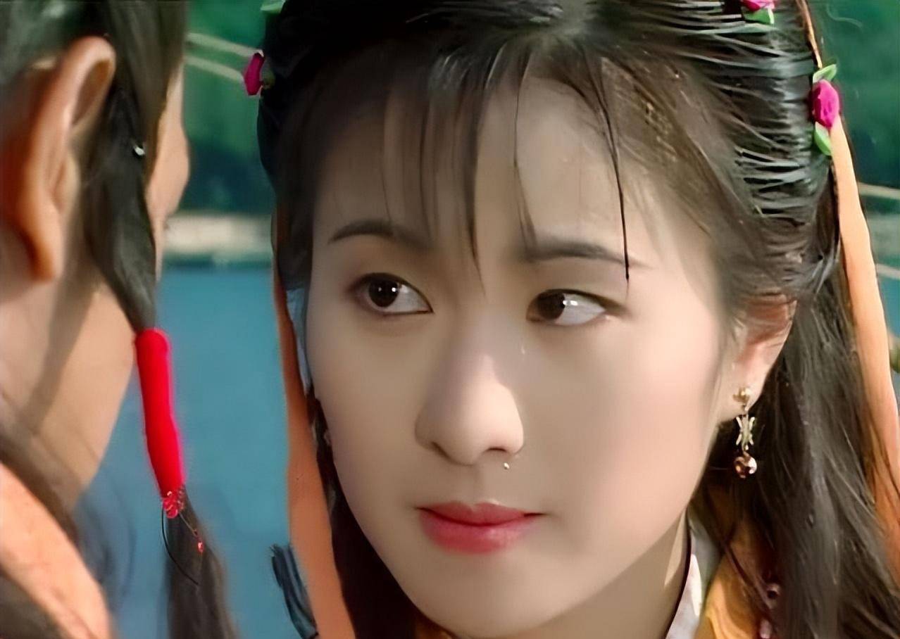 原创叶璇童年女神滤镜碎了一地42岁还单身未婚