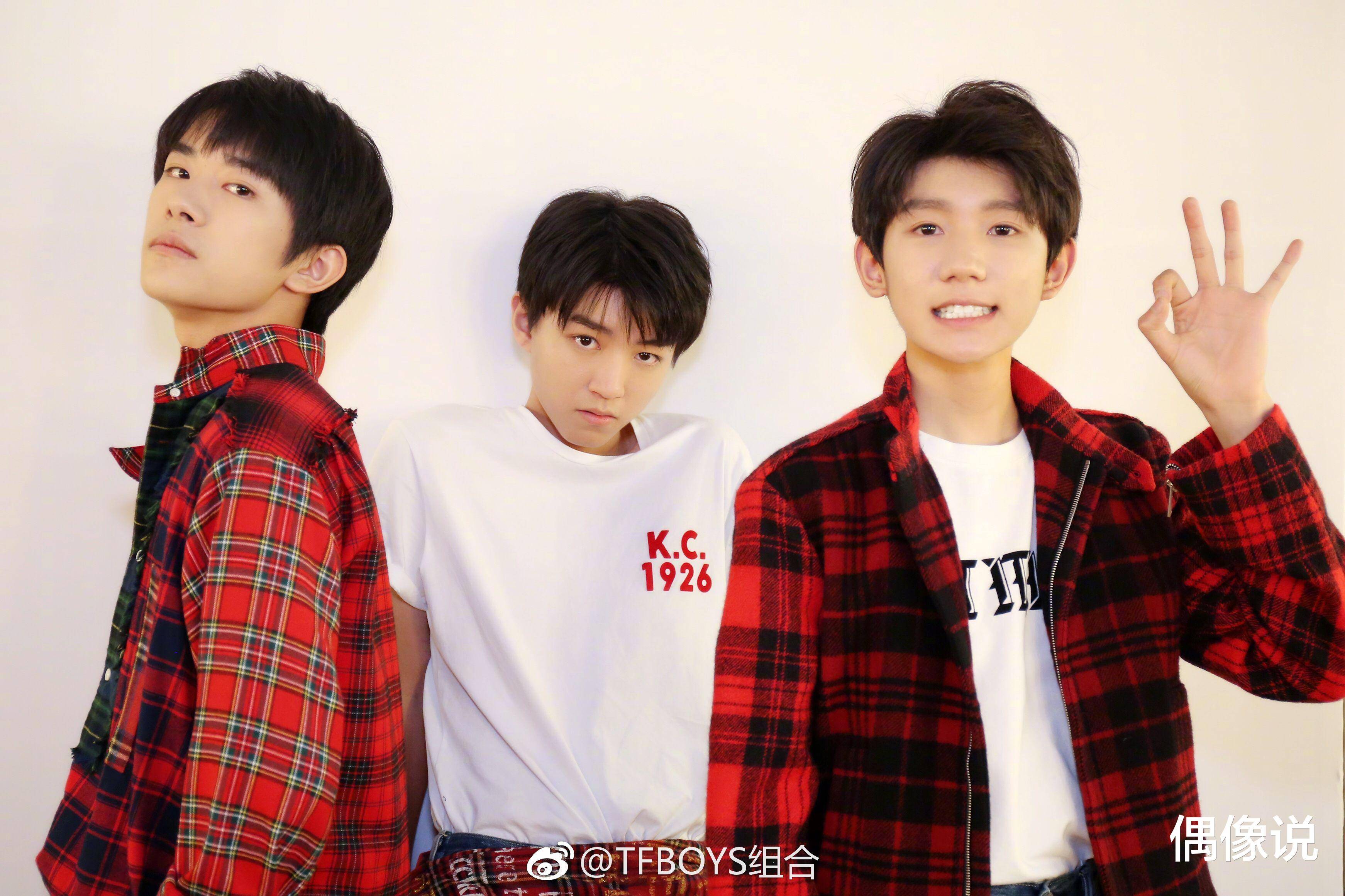 原创何炅回忆TFBOYS首次上《快本》，有两个画面令他印象深刻，回忆杀
