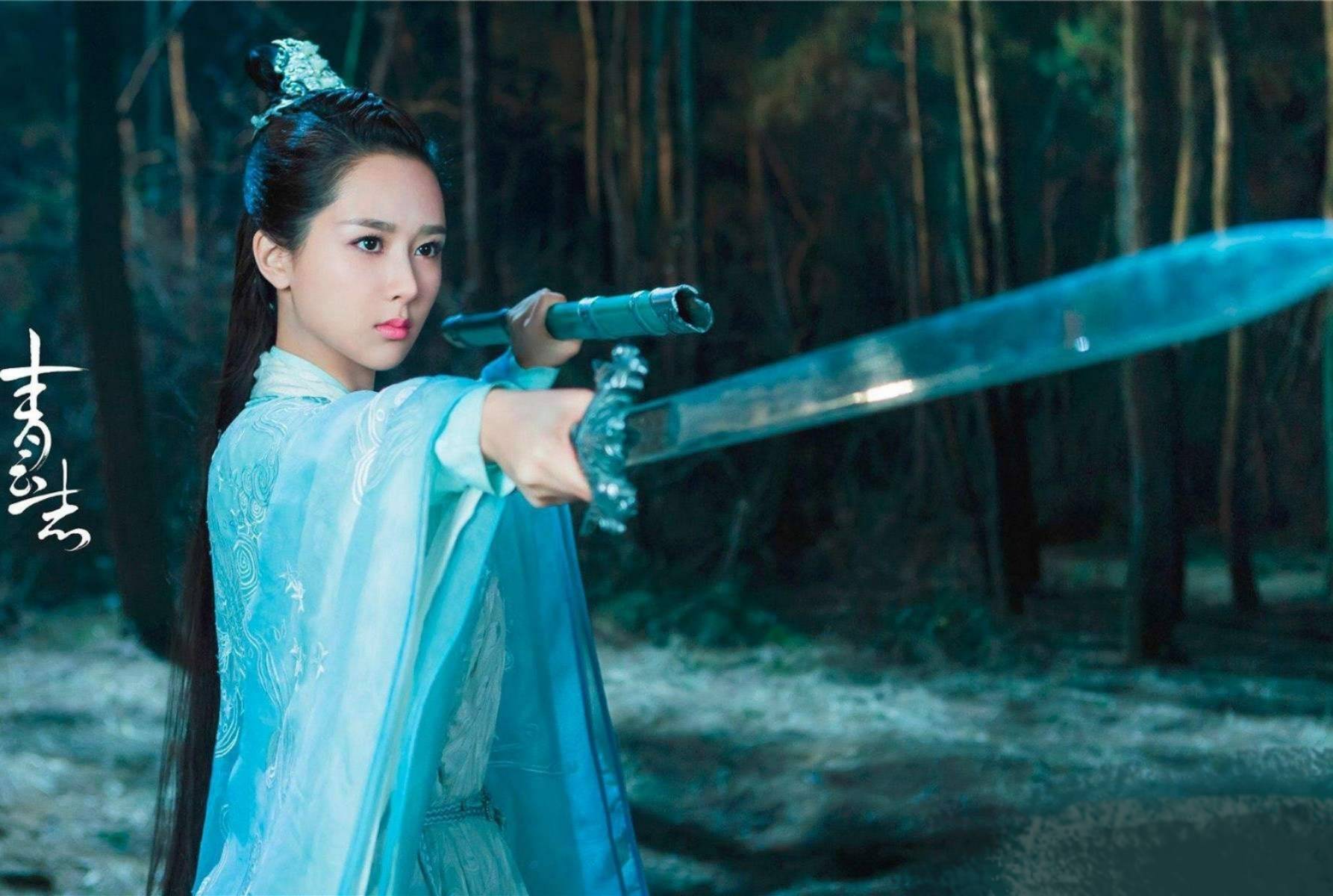 《青簪行》还未上线,杨紫又迎来古装历史剧,一人分饰两角太精彩_公主_