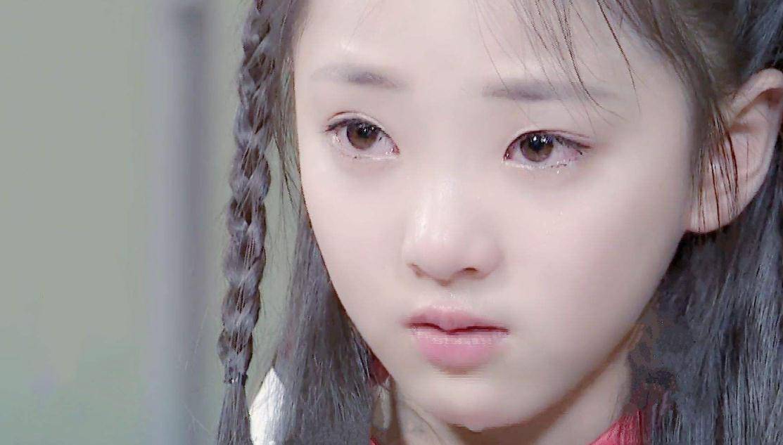 曾经爆红的小戏骨系列影视剧中十来位小朋友,穿上古装扮演经典角色,个