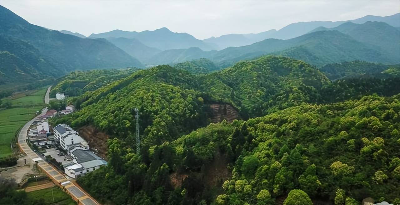 安徽著名养生宜居县，是首批九大天然氧吧之一，入选中国最美县域